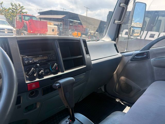 2015 Isuzu NPR 11' Flatbed  - 23020240 - 8