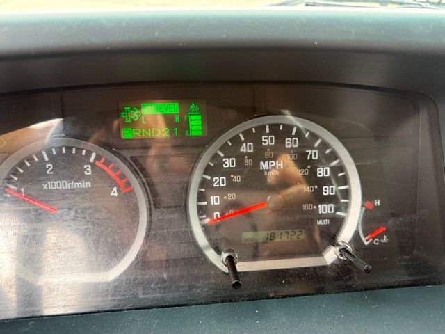 2015 Isuzu NPR 16' Box Truck Base Trim - 23002156 - 9