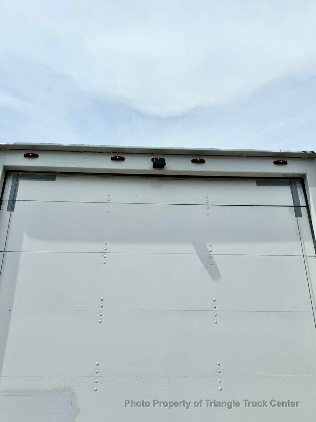 2015 Isuzu NPR BOX TRUCK JUST 34k MILES! GAS ENGINE! LIFT GATE! FINANCE OR LEASE! - 23002310 - 10