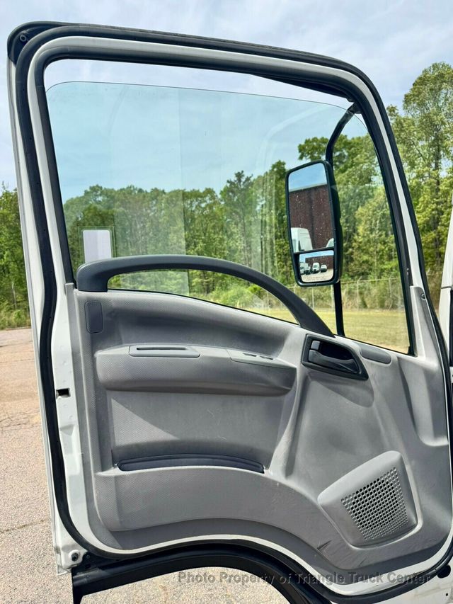 2015 Isuzu NPR BOX TRUCK JUST 34k MILES! GAS ENGINE! LIFT GATE! FINANCE OR LEASE! - 23002310 - 42