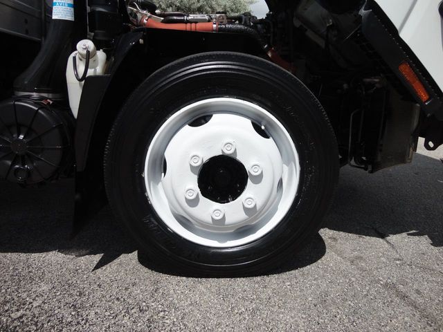 2015 Isuzu NQR 16FT REEFER CARRIER SUPRA 650 REEFER TRUCK - 21528760 - 18