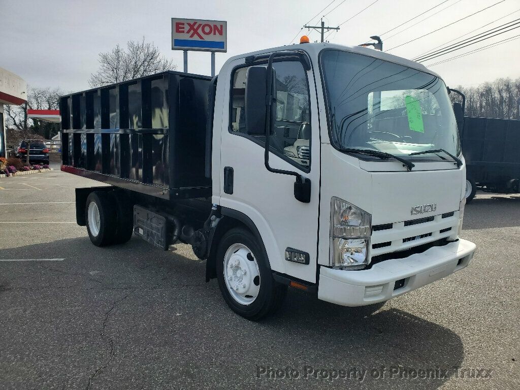 2015 Isuzu NQR photo 3