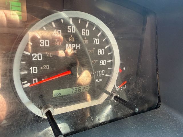 2015 Isuzu NRR Dump Truck  - 23063966 - 13