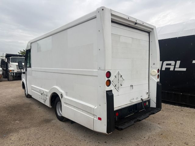 2015 Isuzu Reach Stepvan  - 23088557 - 2