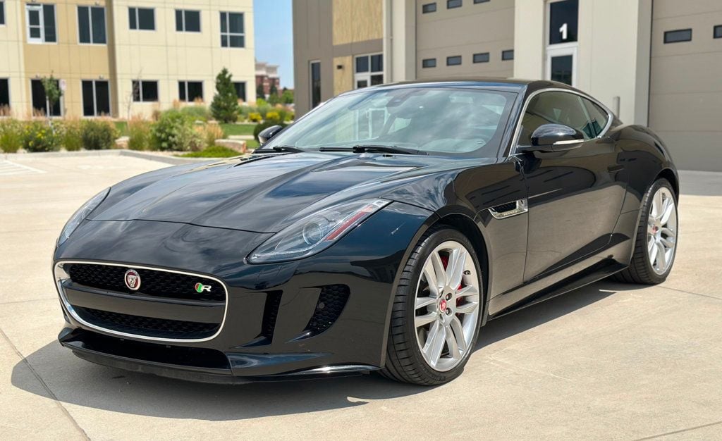 2015 Jaguar F-TYPE 2015 JAGUAR F-TYPE R -5.0L V8 SUPERCHARGED COUPE - 22525056 - 2