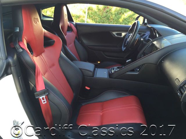 2015 Jaguar F-TYPE SUPERCHARGED R COUPE - 16445210 - 10