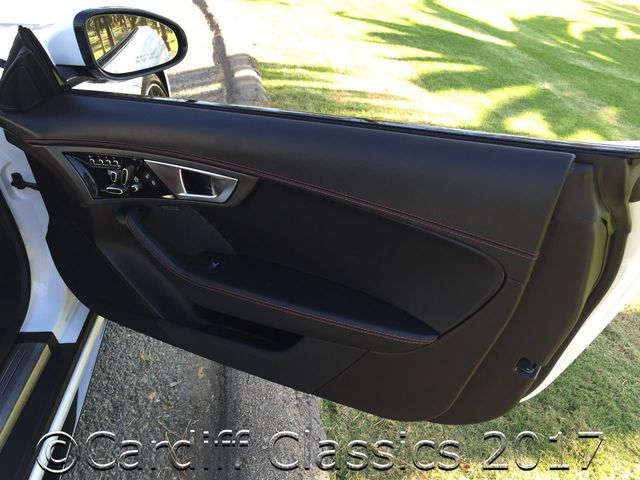 2015 Jaguar F-TYPE SUPERCHARGED R COUPE - 16445210 - 13