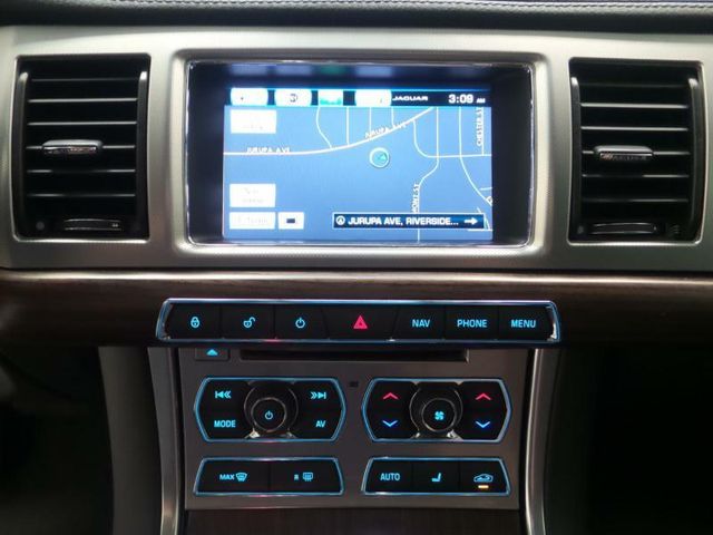 2015 Jaguar XF 2.0T PREMIUM - 15400148 - 6