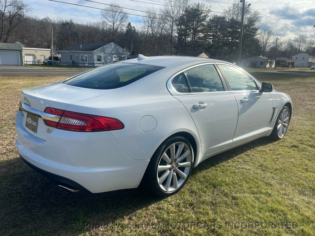 2015 Jaguar XF 4dr Sedan V6 Sport AWD - 22269312 - 6