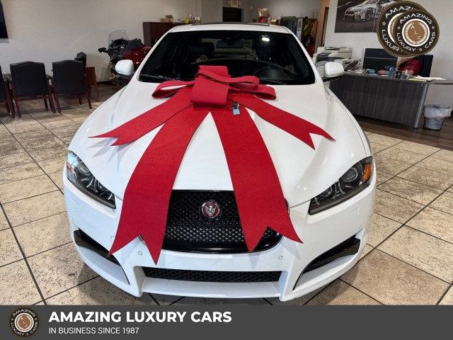 2015 Jaguar XF 4dr Sedan V6 Sport RWD - 22945836 - 0