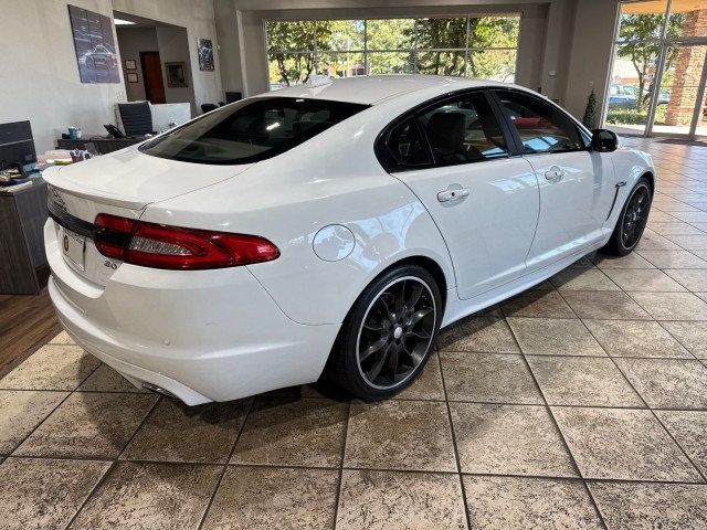 2015 Jaguar XF 4dr Sedan V6 Sport RWD - 22945836 - 3