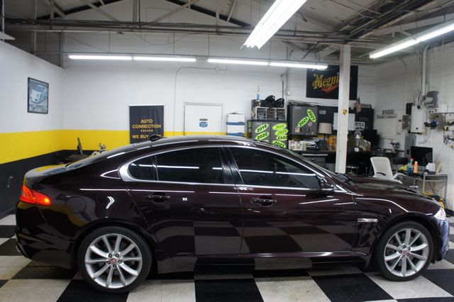 2015 Jaguar XF Stunning! Classy! - 22401866 - 10