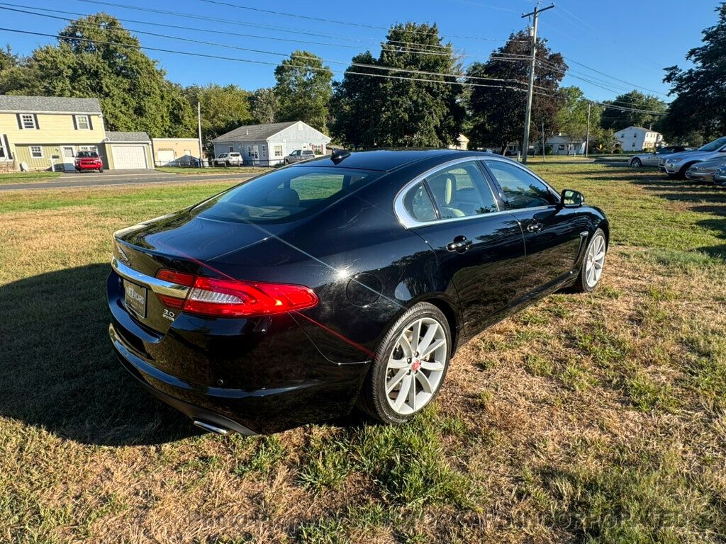 2015 Jaguar XF Portfolio  - 22923876 - 6