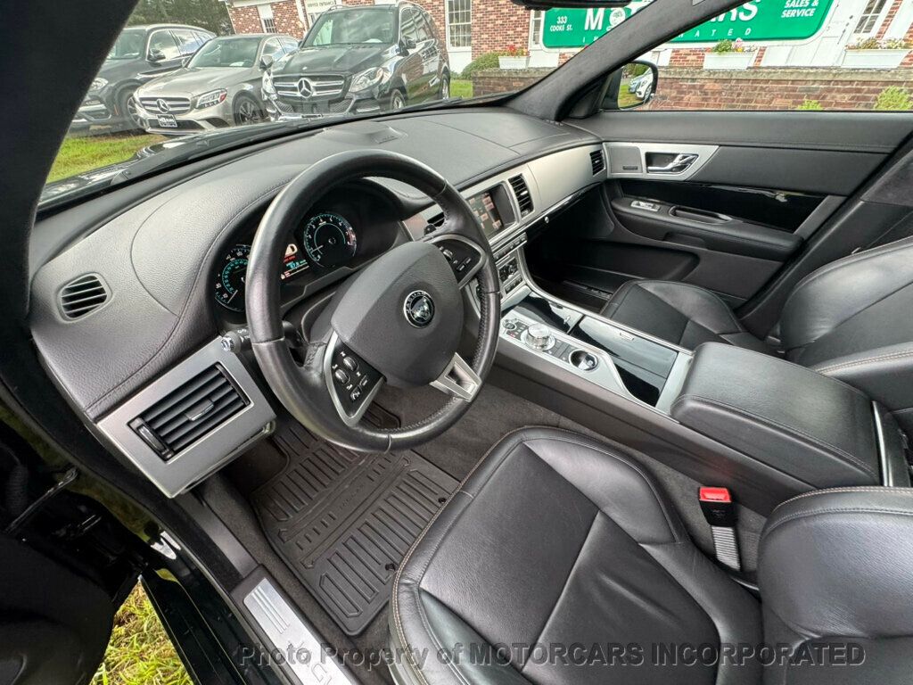 2015 Jaguar XF-Sport Absolutely Gorgeous ALL Blacked Out Super Low Miles Sports Sedan - 22883935 - 9