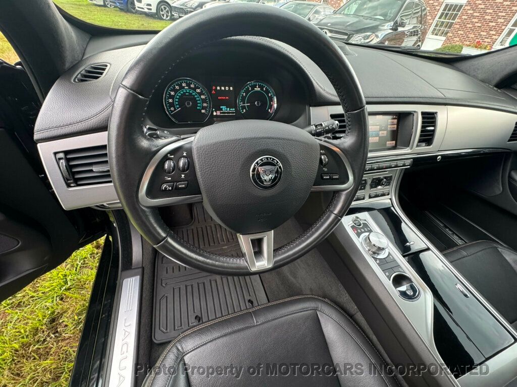2015 Jaguar XF-Sport Absolutely Gorgeous ALL Blacked Out Super Low Miles Sports Sedan - 22883935 - 11