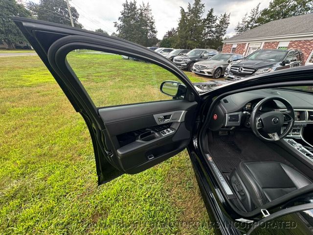 2015 Jaguar XF-Sport Absolutely Gorgeous ALL Blacked Out Super Low Miles Sports Sedan - 22883935 - 7