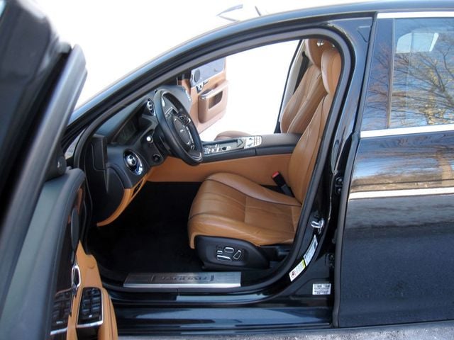 2015 Jaguar XJ 4dr Sedan XJL Portfolio AWD - 22982370 - 16