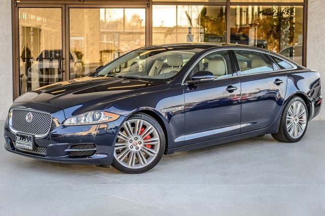 2015 Jaguar XJ XJL PORTFOLIO - NAV - PANO ROOF - BLUETOOTH - GORGEOUS - 22977041 - 1
