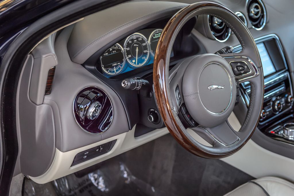 2015 Jaguar XJ XJL PORTFOLIO - NAV - PANO ROOF - BLUETOOTH - GORGEOUS - 22977041 - 28