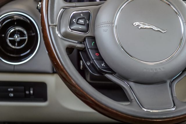 2015 Jaguar XJ XJL PORTFOLIO - NAV - PANO ROOF - BLUETOOTH - GORGEOUS - 22977041 - 30