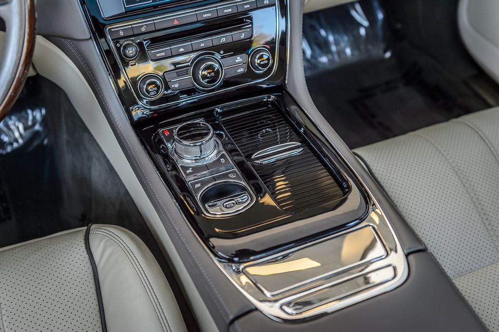 2015 Jaguar XJ XJL PORTFOLIO - NAV - PANO ROOF - BLUETOOTH - GORGEOUS - 22977041 - 35