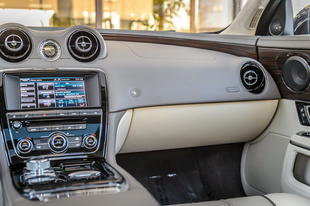 2015 Jaguar XJ XJL PORTFOLIO - NAV - PANO ROOF - BLUETOOTH - GORGEOUS - 22977041 - 38