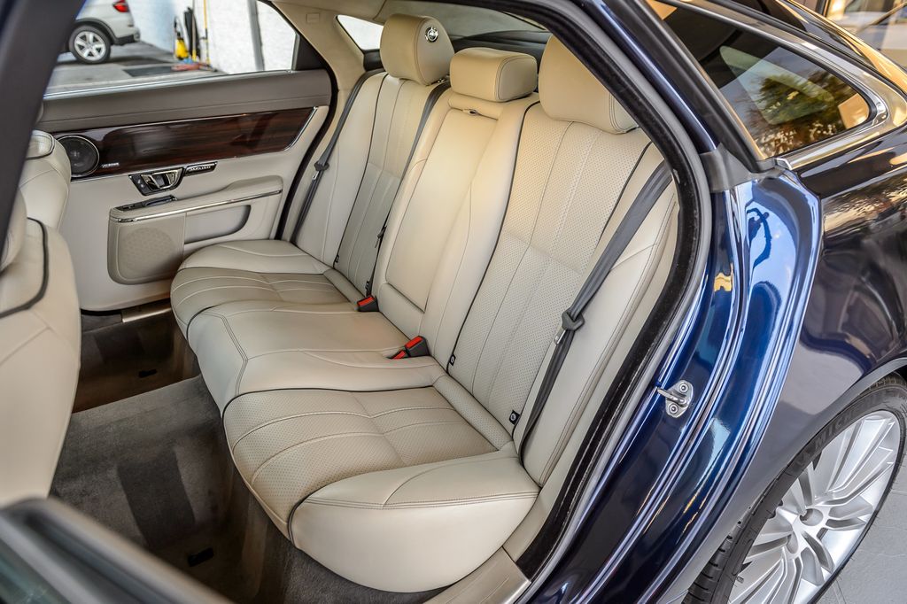 2015 Jaguar XJ XJL PORTFOLIO - NAV - PANO ROOF - BLUETOOTH - GORGEOUS - 22977041 - 46