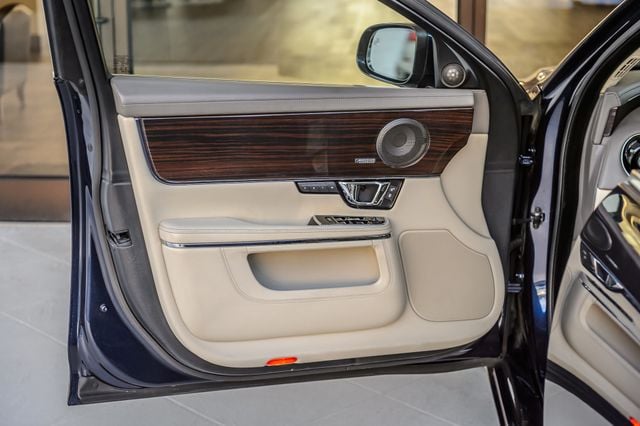 2015 Jaguar XJ XJL PORTFOLIO - NAV - PANO ROOF - BLUETOOTH - GORGEOUS - 22977041 - 52