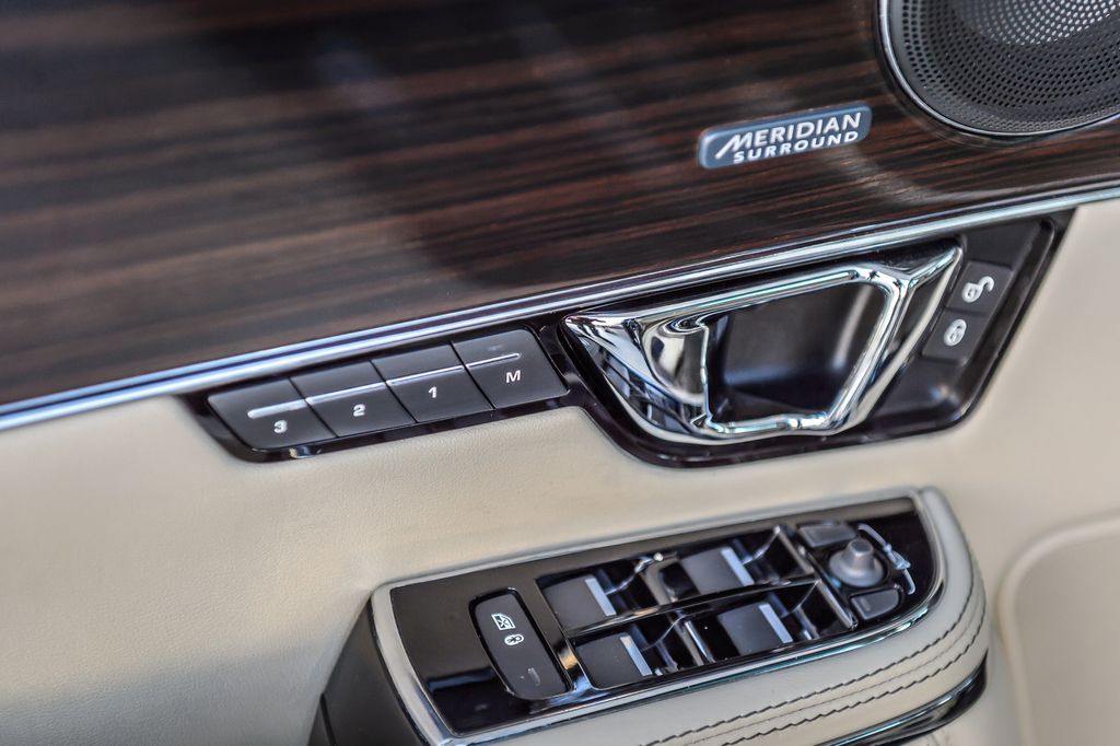 2015 Jaguar XJ XJL PORTFOLIO - NAV - PANO ROOF - BLUETOOTH - GORGEOUS - 22977041 - 55