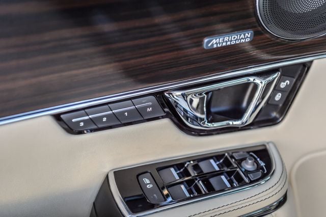 2015 Jaguar XJ XJL PORTFOLIO - NAV - PANO ROOF - BLUETOOTH - GORGEOUS - 22977041 - 55