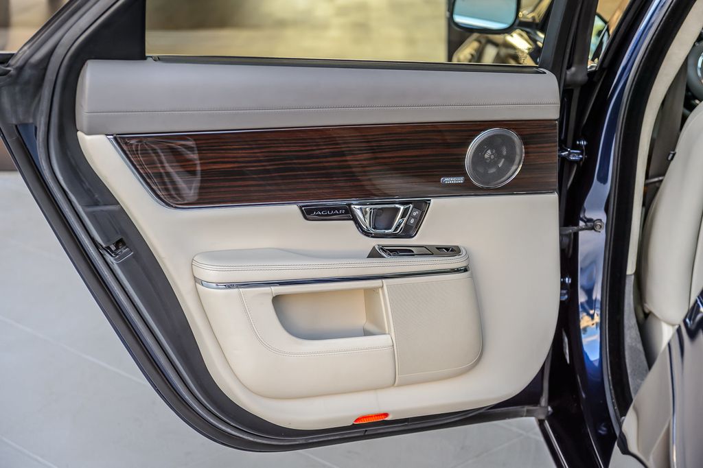 2015 Jaguar XJ XJL PORTFOLIO - NAV - PANO ROOF - BLUETOOTH - GORGEOUS - 22977041 - 57