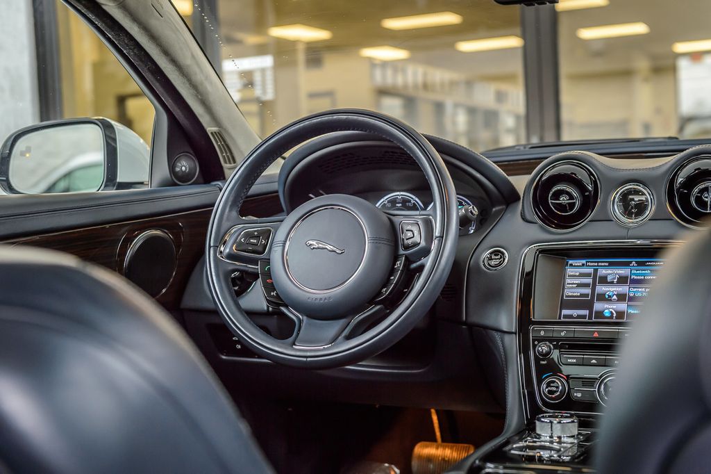 2015 Jaguar XJ XJL PORTFOLIO - NAV - PANO ROOF - BLUETOOTH - GORGEOUS - 22994328 - 32