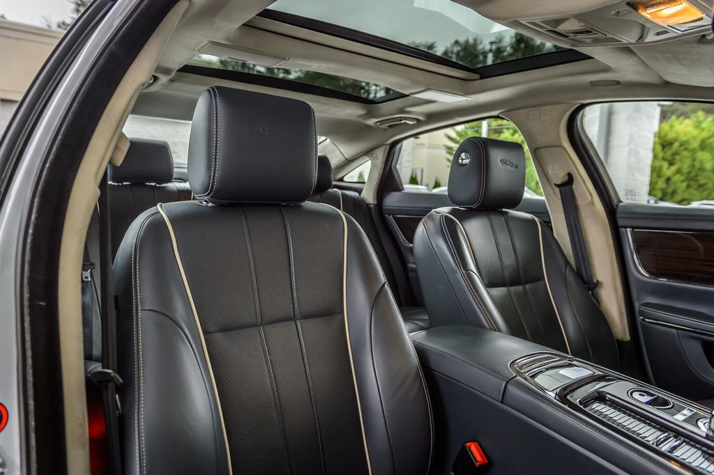 2015 Jaguar XJ XJL PORTFOLIO - NAV - PANO ROOF - BLUETOOTH - GORGEOUS - 22994328 - 39