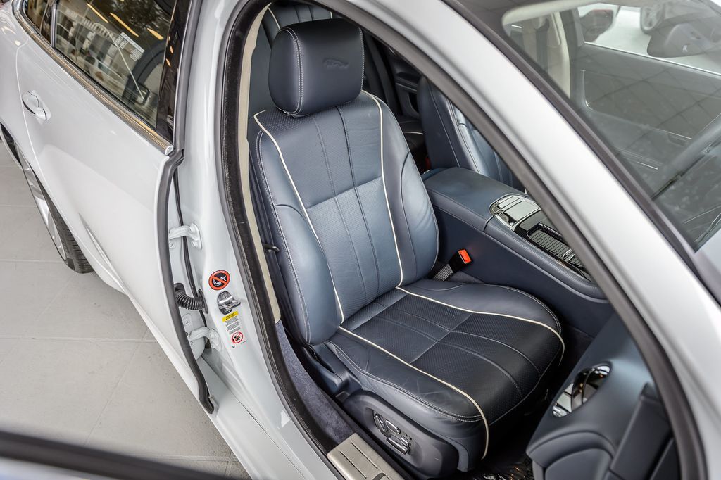 2015 Jaguar XJ XJL PORTFOLIO - NAV - PANO ROOF - BLUETOOTH - GORGEOUS - 22994328 - 47