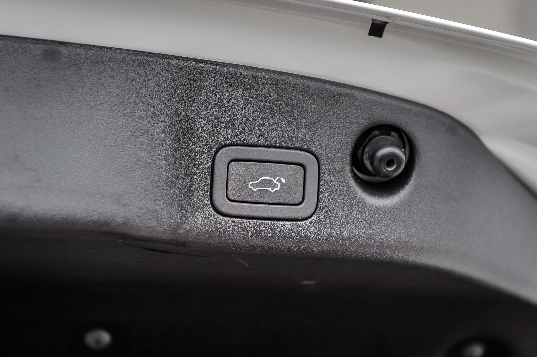 2015 Jaguar XJ photo 9