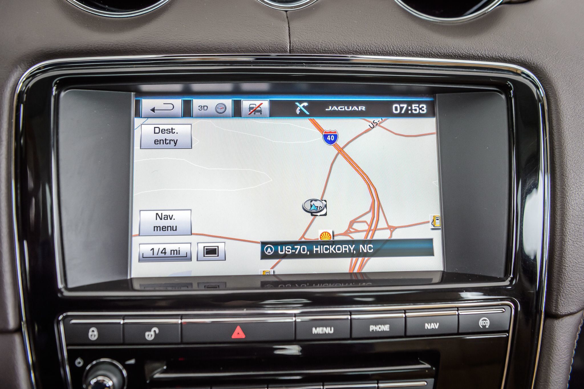 2015 Jaguar XJ photo 19
