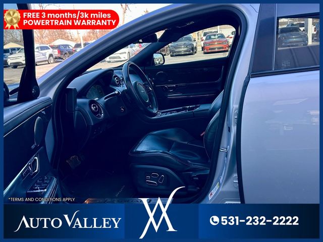 2015 Jaguar XJ XJ Sedan 4D - 22973519 - 12