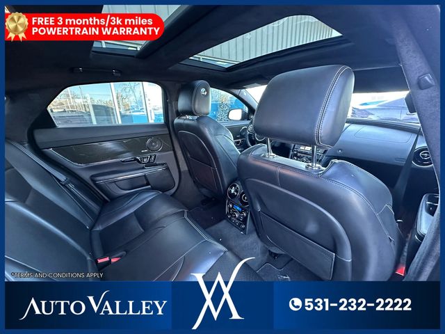 2015 Jaguar XJ XJ Sedan 4D - 22973519 - 28