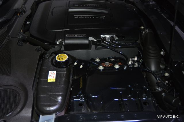 2015 Jaguar XK 2dr Coupe XKR - 22925177 - 26