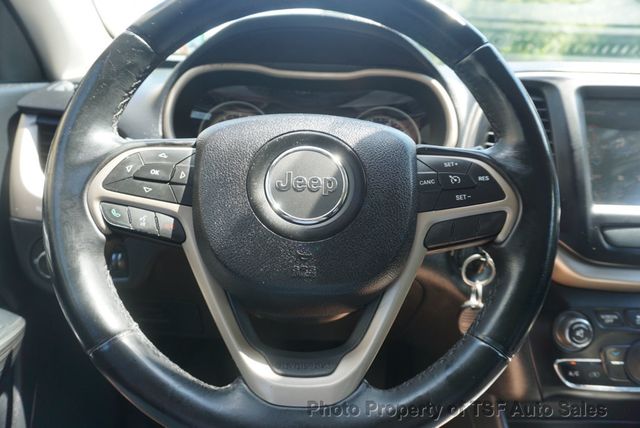 2015 Jeep Cherokee 4WD 4dr Latitude - 23070435 - 21