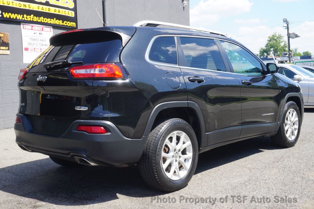 2015 Jeep Cherokee 4WD 4dr Latitude - 23070435 - 6