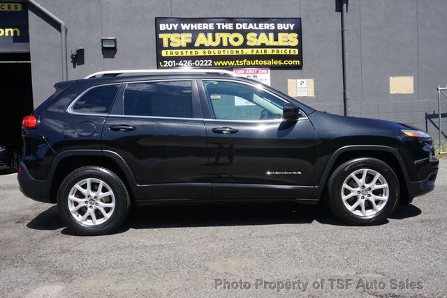 2015 Jeep Cherokee 4WD 4dr Latitude - 23070435 - 7