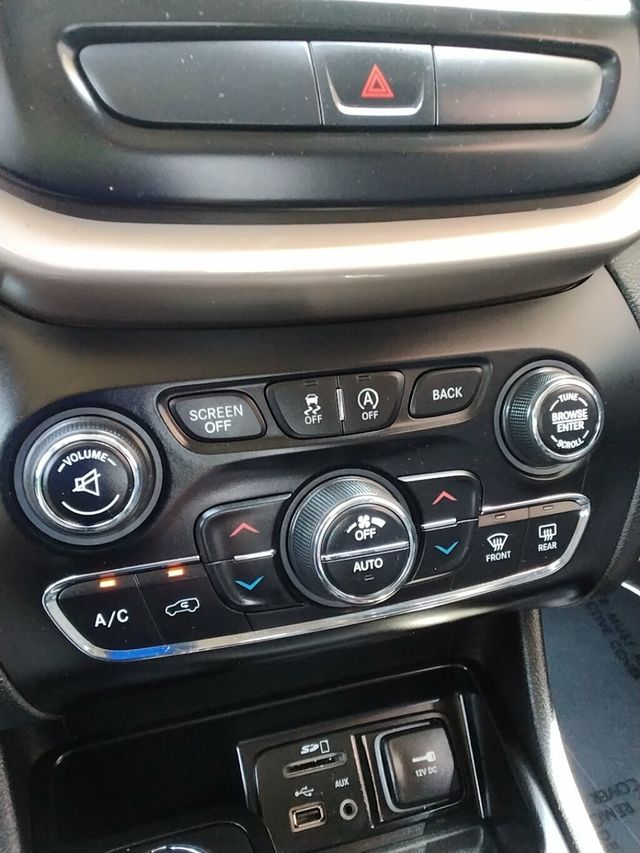 2015 Jeep Cherokee 4WD 4dr Limited - 23004076 - 25