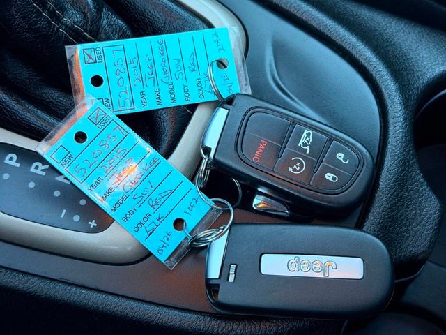 2015 Jeep Cherokee 4WD 4dr Limited - 23010692 - 58