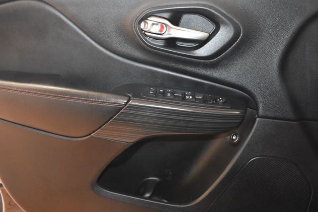 2015 Jeep Cherokee 4WD 4dr Trailhawk - 21979672 - 12