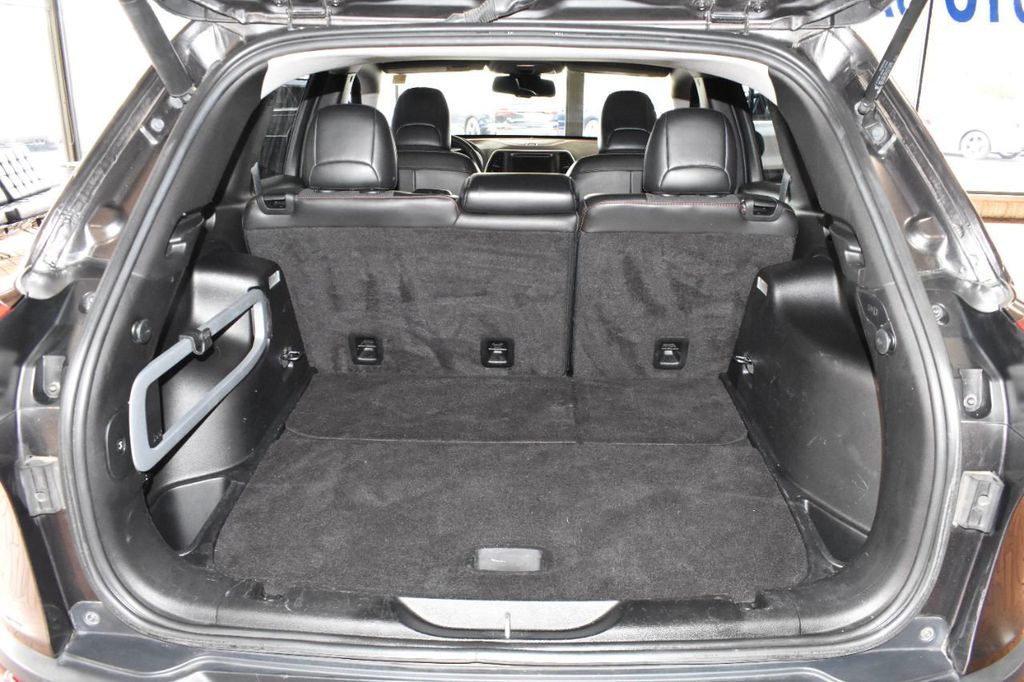 2015 Jeep Cherokee 4WD 4dr Trailhawk - 21979672 - 26