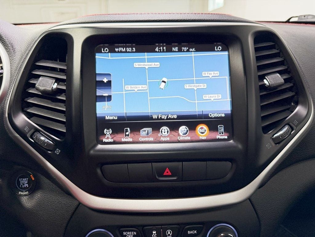 2015 Jeep Cherokee 4WD 4dr Trailhawk - 22907142 - 15