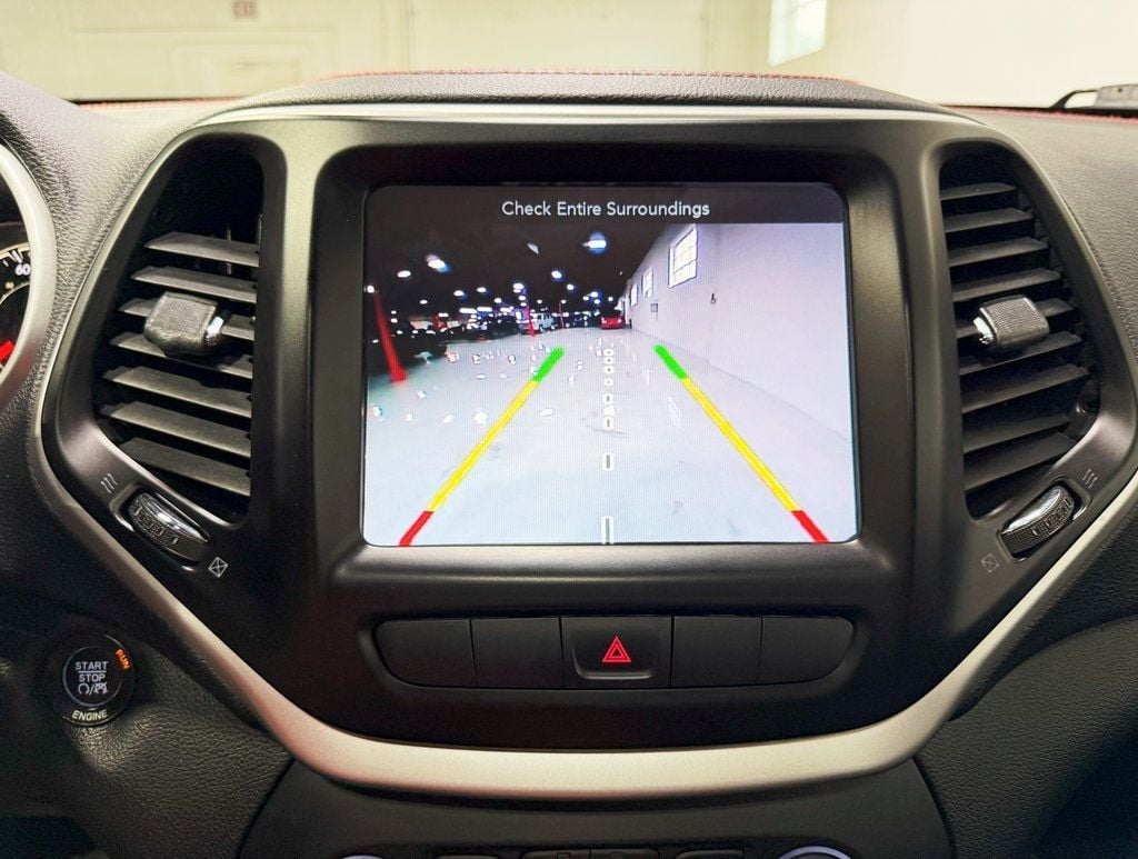 2015 Jeep Cherokee 4WD 4dr Trailhawk - 22907142 - 16