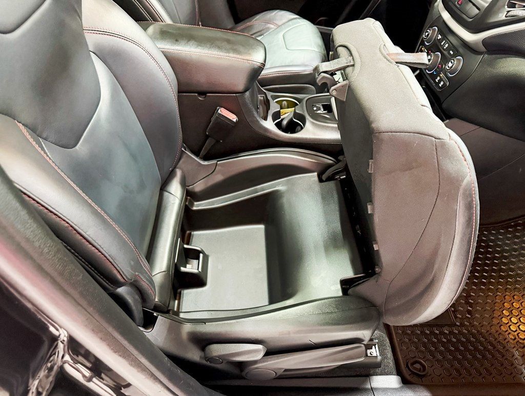 2015 Jeep Cherokee 4WD 4dr Trailhawk - 22907142 - 43