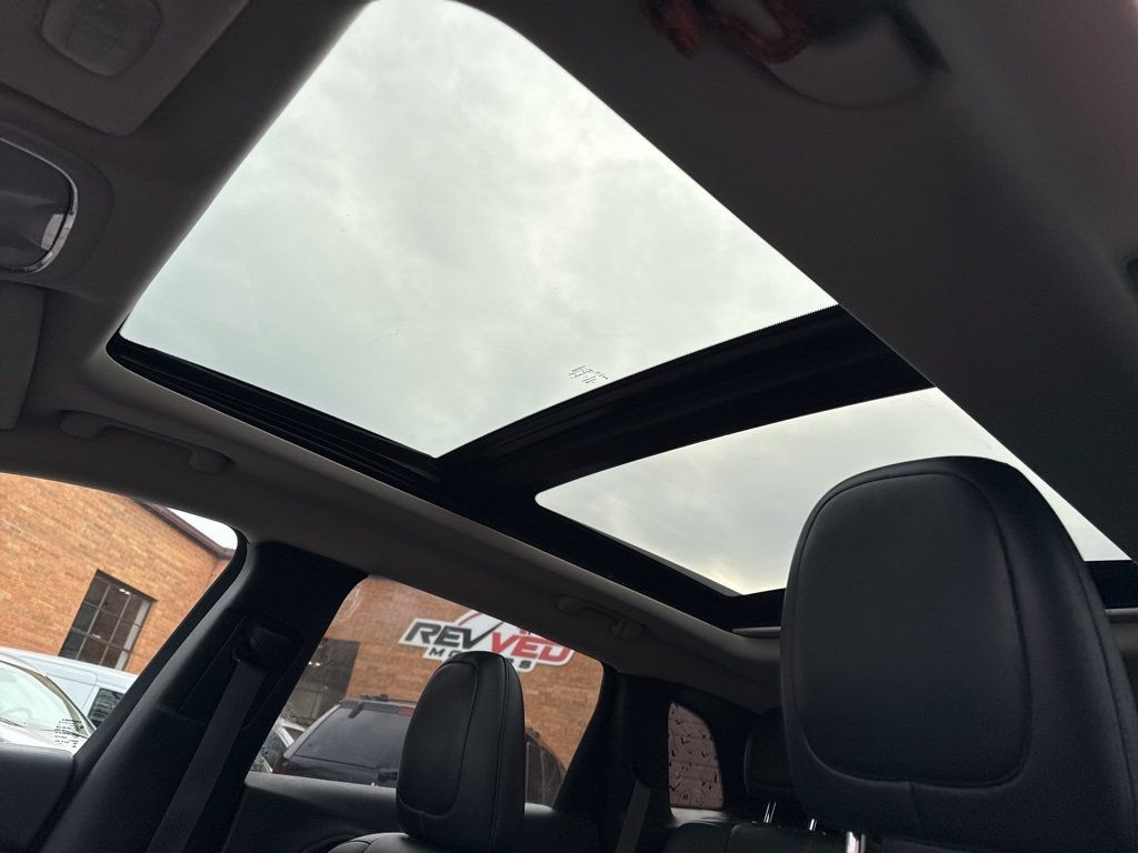 2015 Jeep Cherokee 4WD 4dr Trailhawk - 22962983 - 9